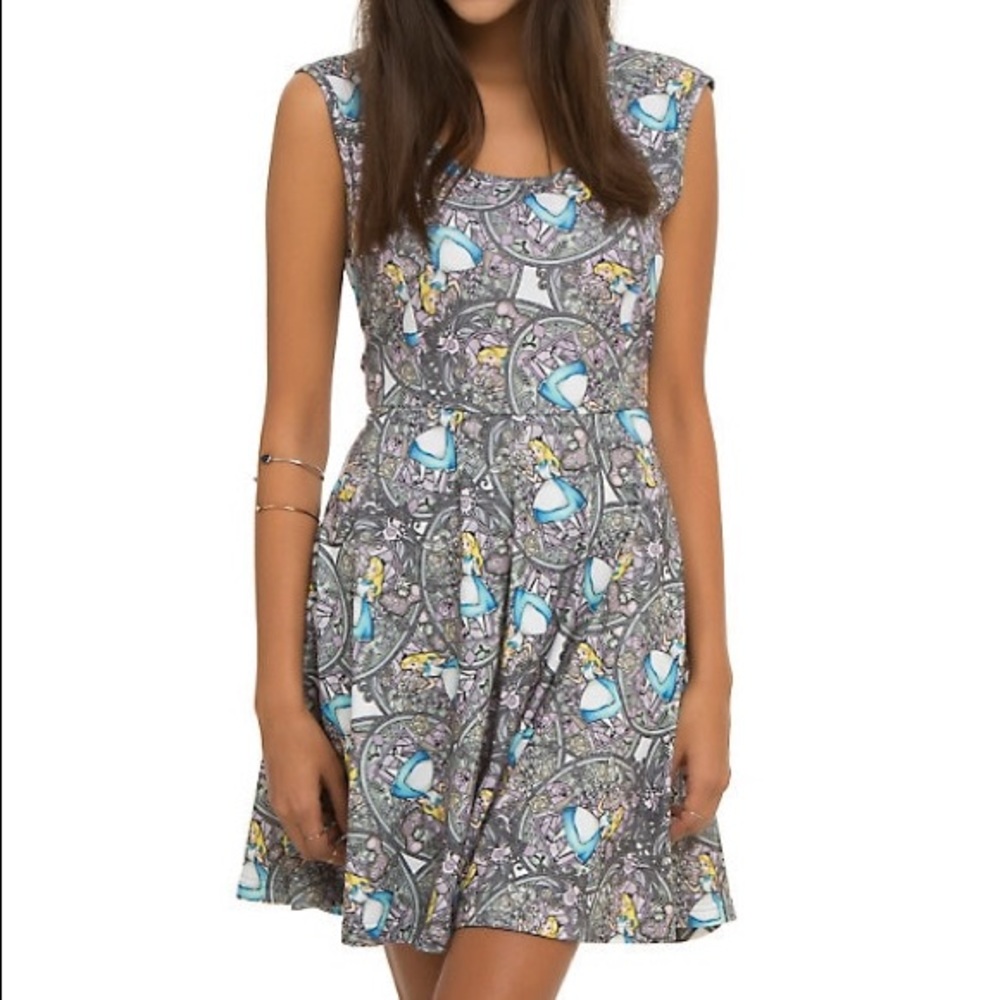 DISNEY ALICE IN WONDERLAND STAINED GLASS DRESS